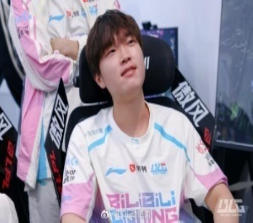 活塞残阵挑,战鹈鹕,东部榜首战,球天下体育,体育赛事信息,足球赛事平台,篮球赛事资讯,赛事数据