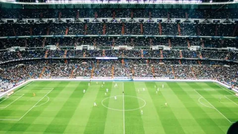 湖人终止三连败却隐现双忧：老詹高龄，东契奇表现起伏