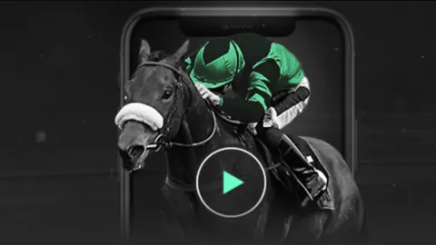 国家档案馆致力于提高档案公共服务质量